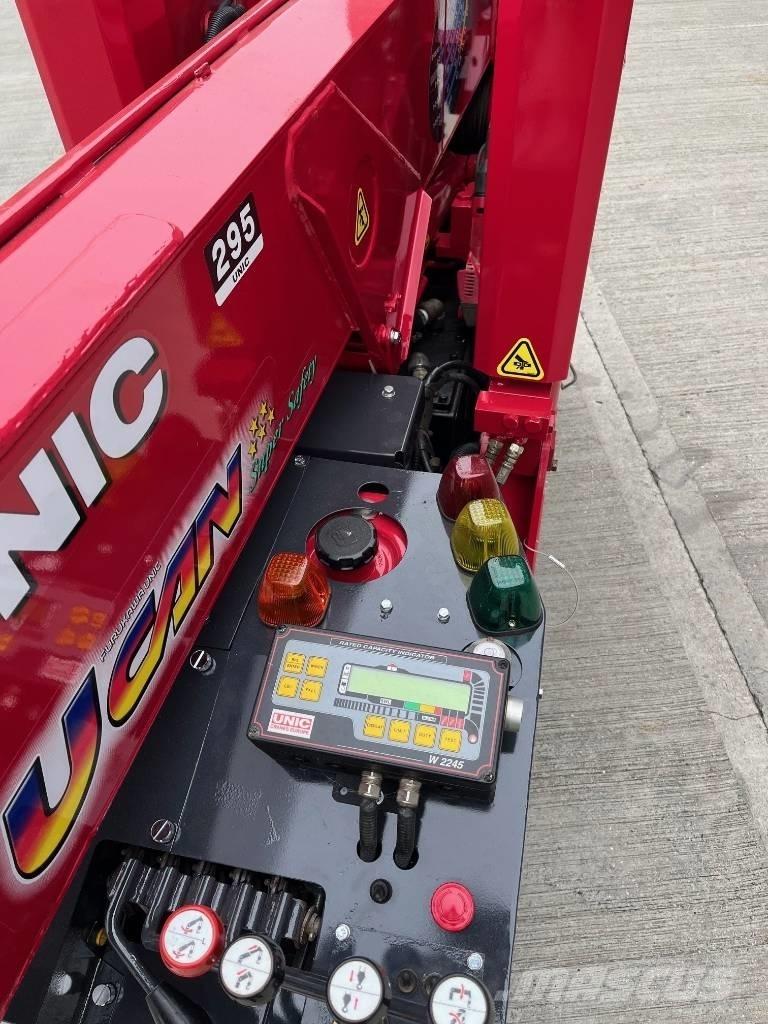Unic URW 295 Polovni mini kranovi