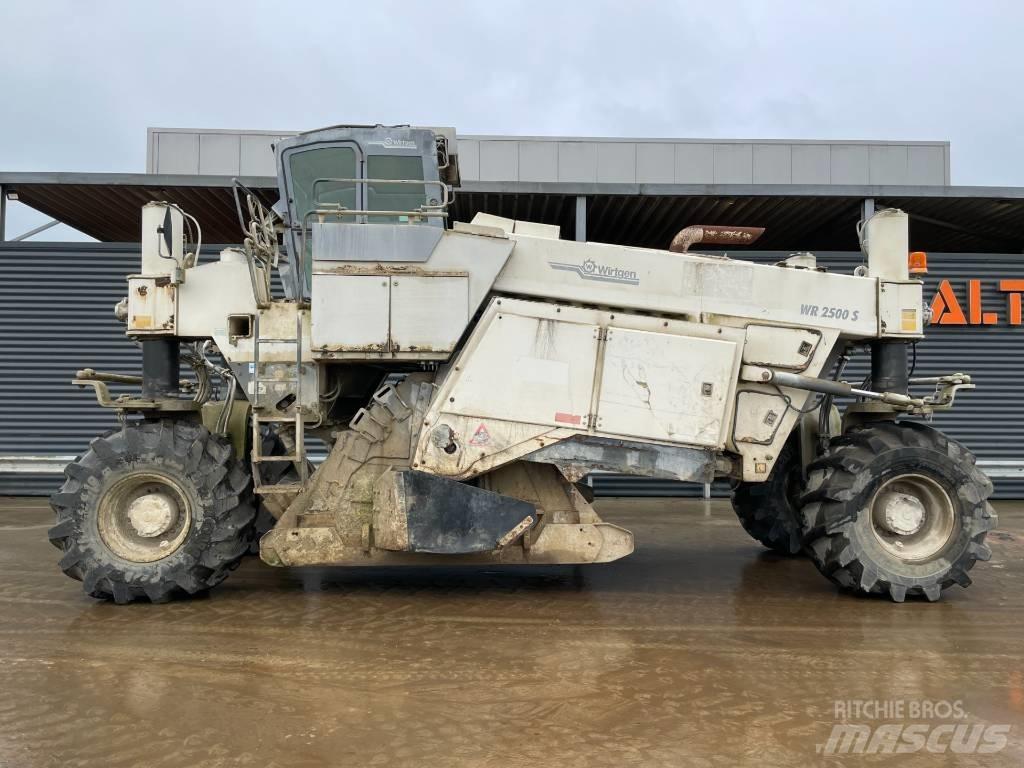 Wirtgen WR 2500S Mašine za reciklažu asfalta