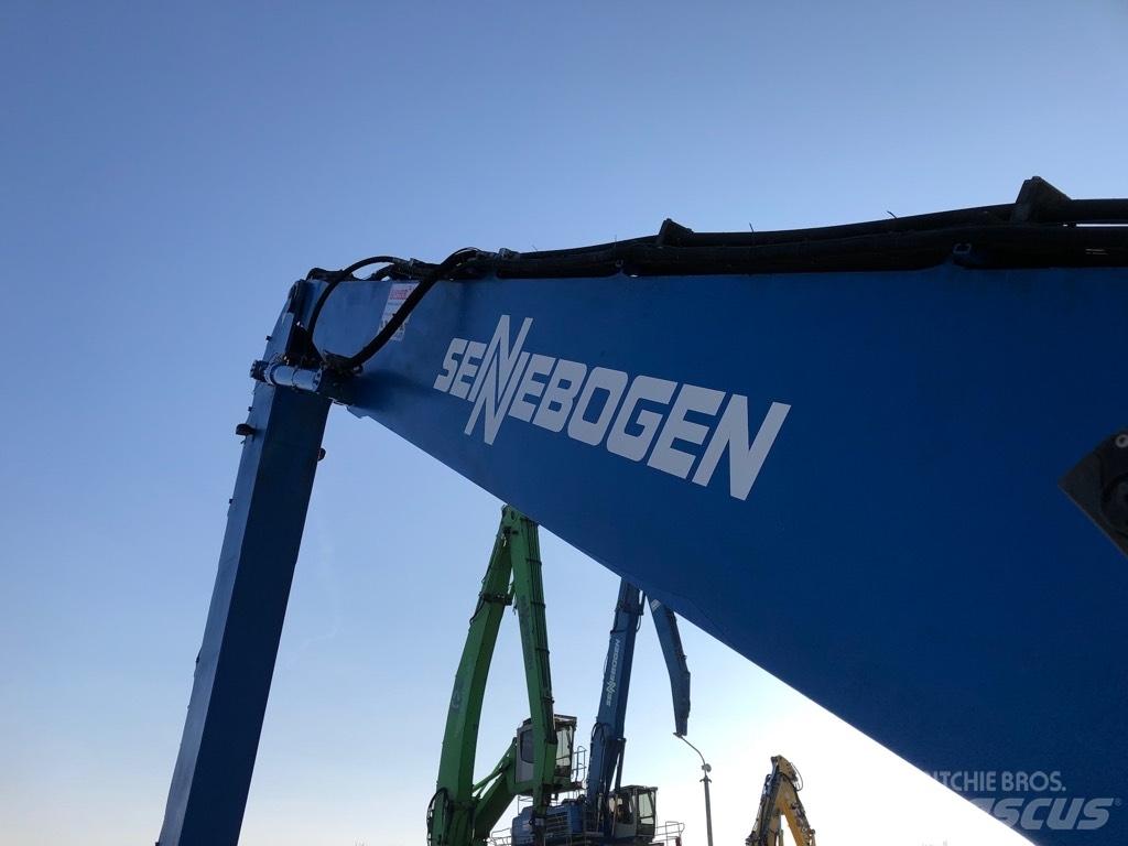 Sennebogen 830 Bageri za prenos primarnih/sekundarnih sirovina