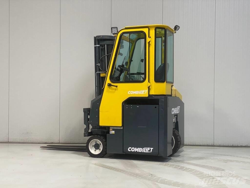 Combilift CBE2500 Viljuškari sa 4-stranskim dohvatom