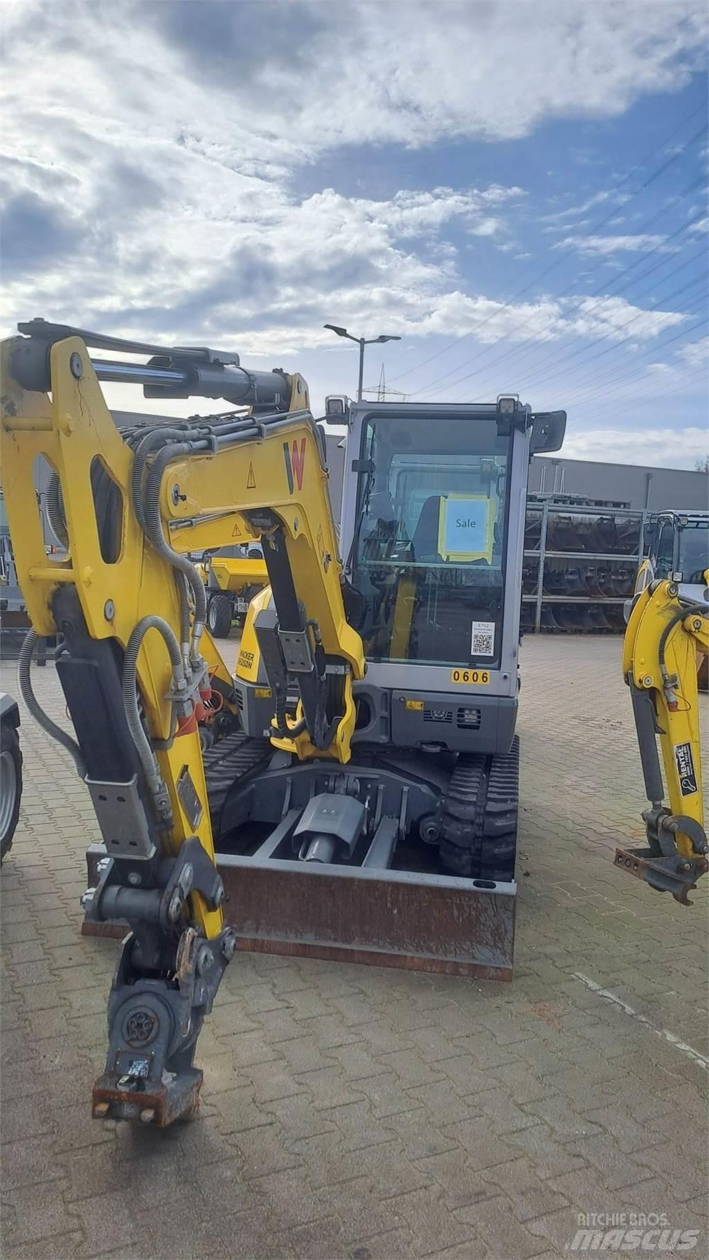 Wacker Neuson ET42 Bageri guseničari