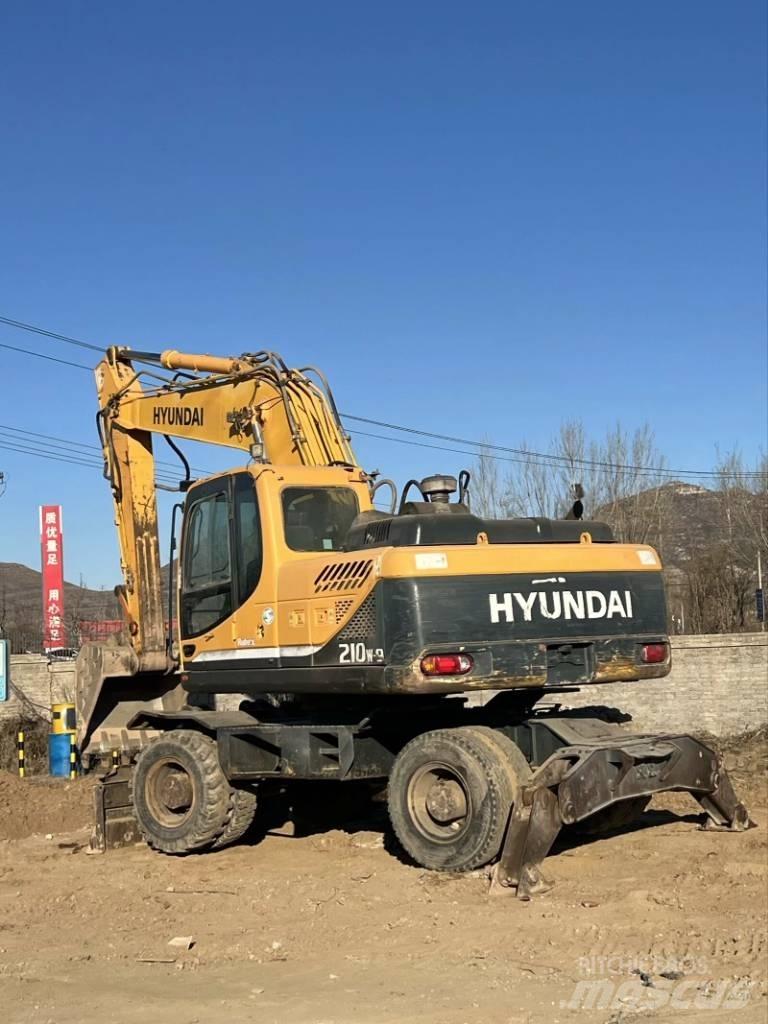 Hyundai R210W-9 Bageri točkaši