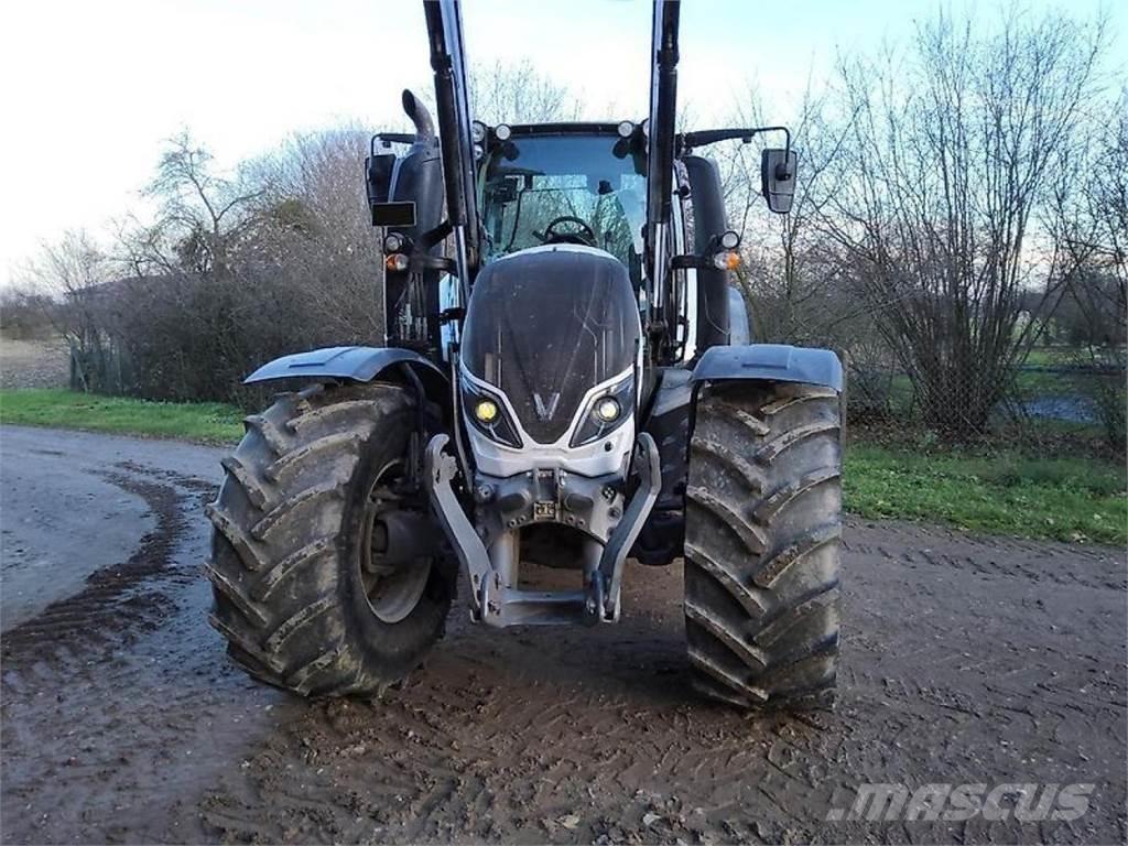 Valtra t 234 a Traktori