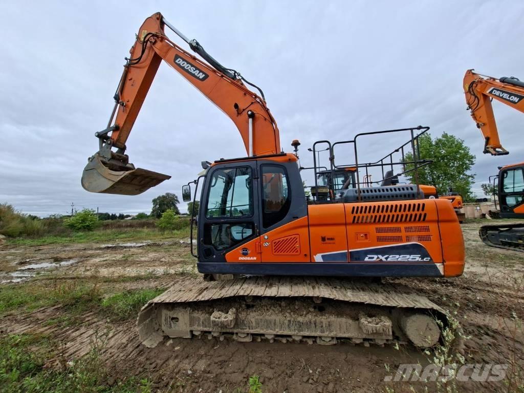 Doosan DX 225 LC-5 Bageri guseničari