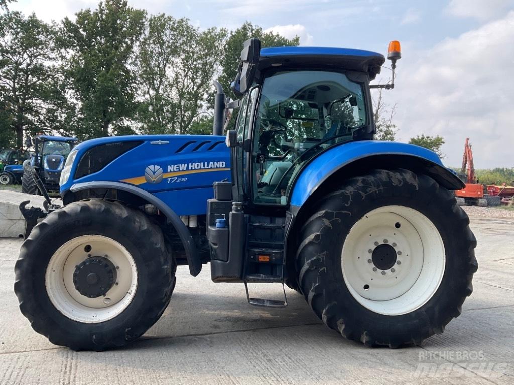 New Holland T 7.230 Traktori