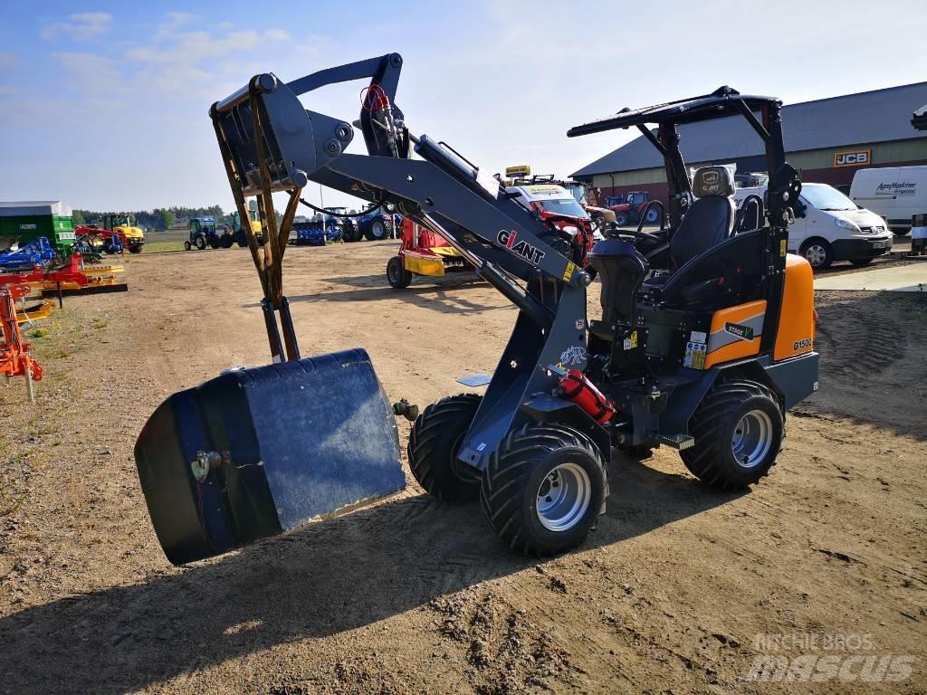 GiANT 1500 Višenamenski utovarivači