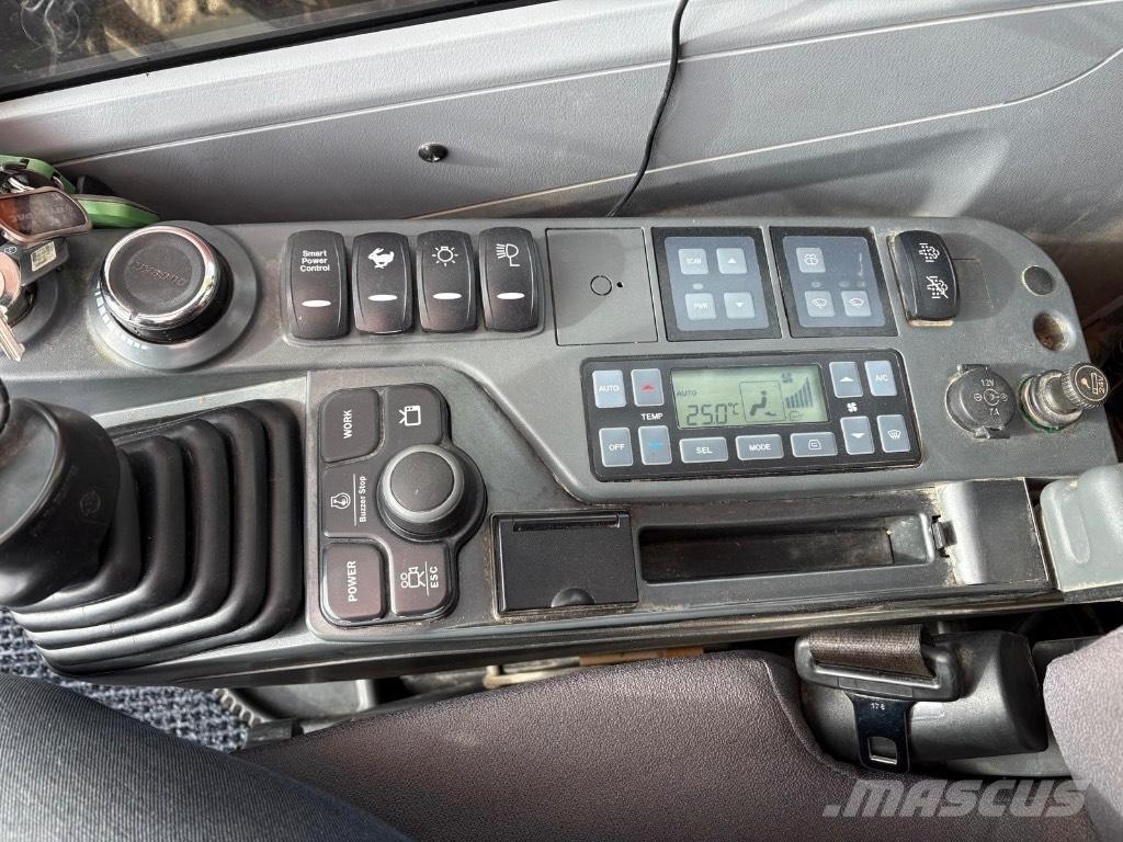 Doosan DX 235 LCR-5 Bageri guseničari