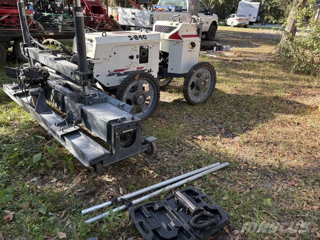 Somero S-840 Ruke za popunjavanje betona