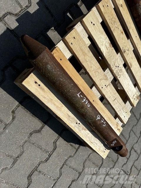 Montabert 75 MM Čekići