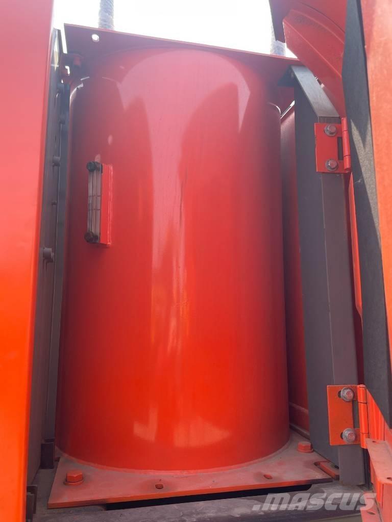 Hitachi ZX 240 Bageri guseničari