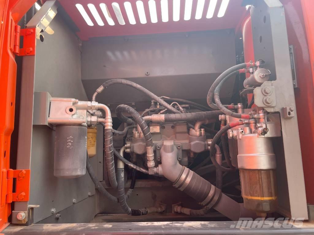 Hitachi ZX 240 Bageri guseničari