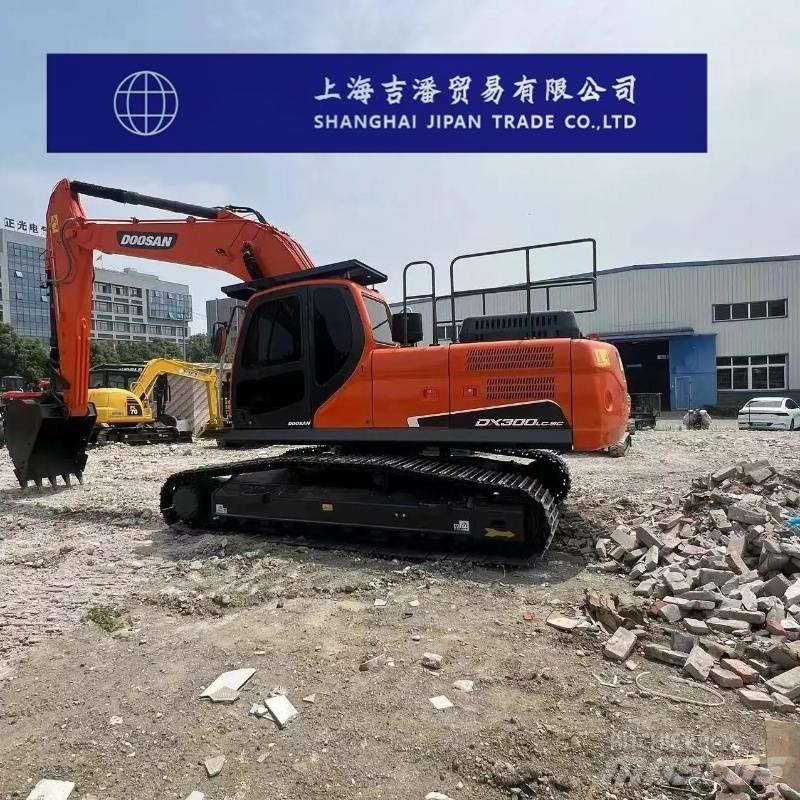 Doosan DX 300 Bageri guseničari