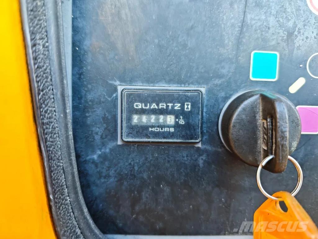 JLG 660 SJ Teleskopske podizne platforme