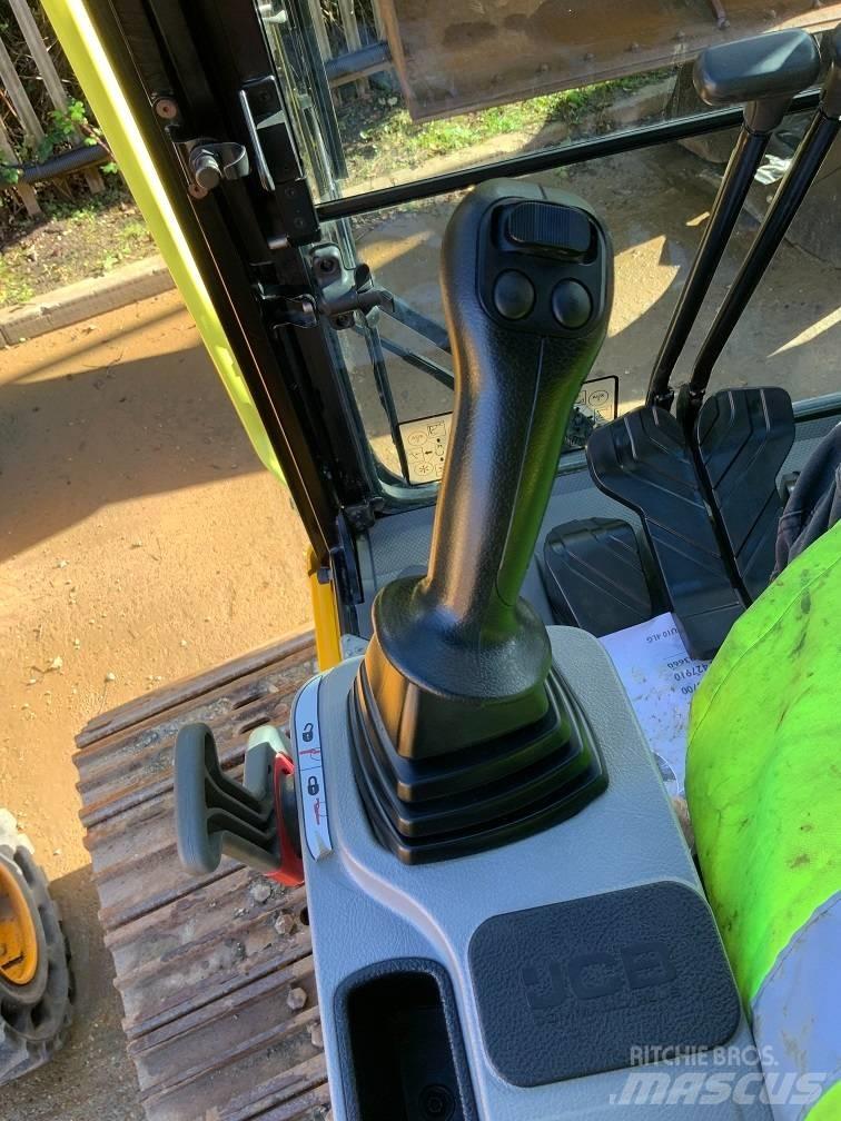JCB 245XR LC Bageri guseničari