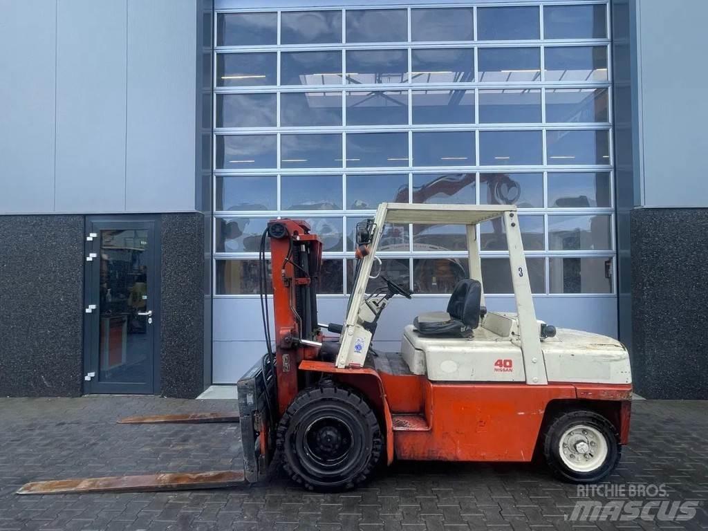 Nissan 40 Viljuškari - ostalo