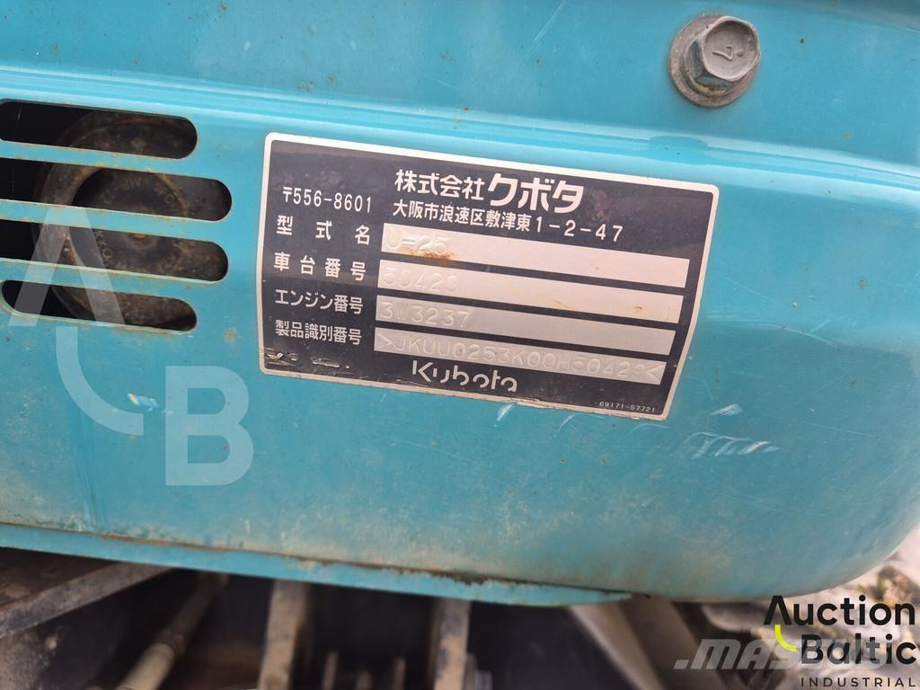 Kubota U 25 Mini bageri < 7t