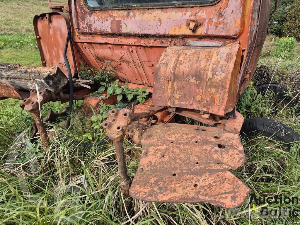  Onbekend DT-75 Buldožeri guseničari