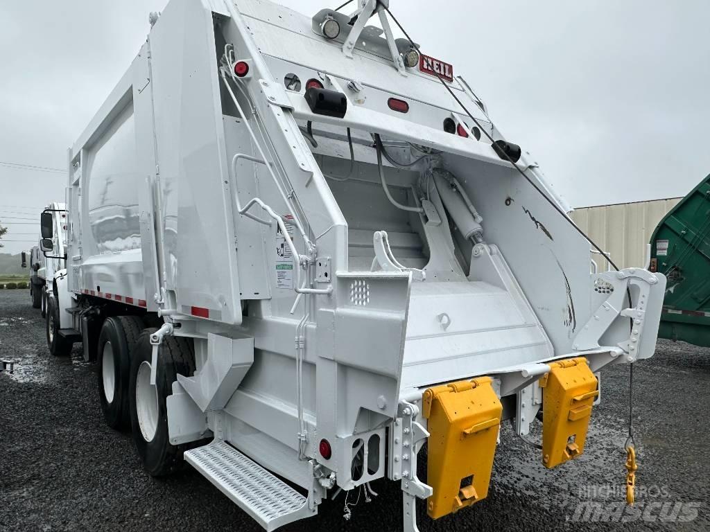 Freightliner M2 Kamioni za otpad