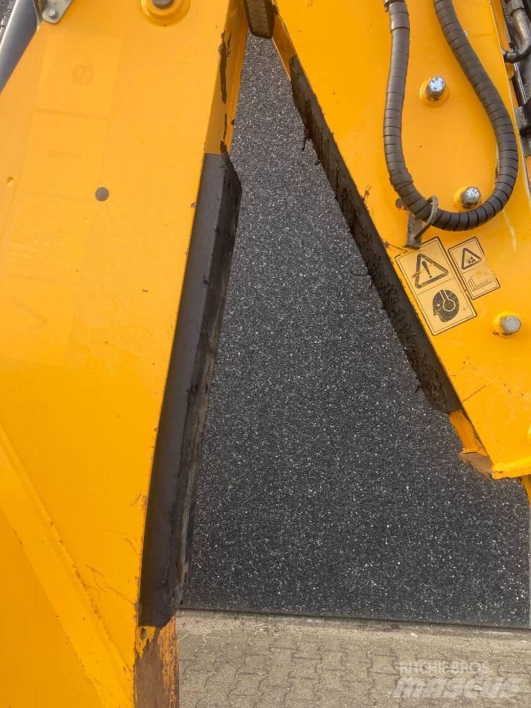 JCB 4 CX Rovokopači