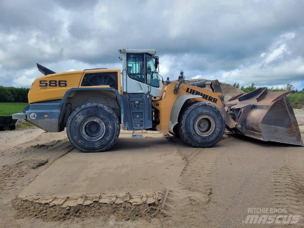 Liebherr L 586 Utovarivači na točkove