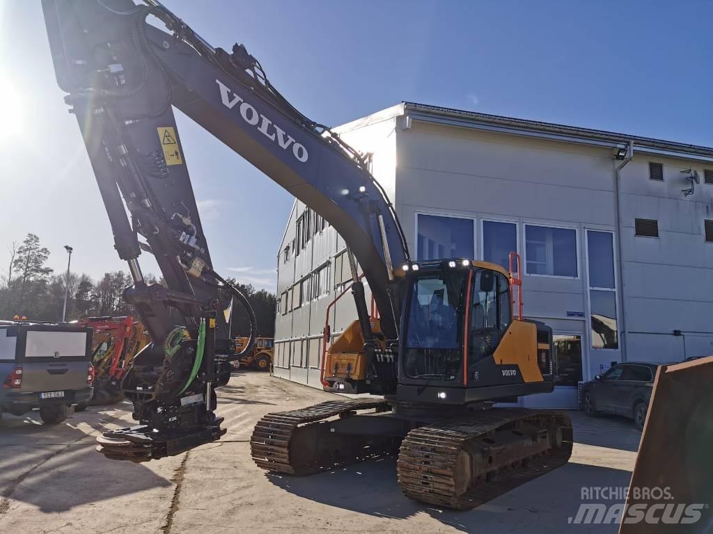 Volvo EC220EL Bageri guseničari