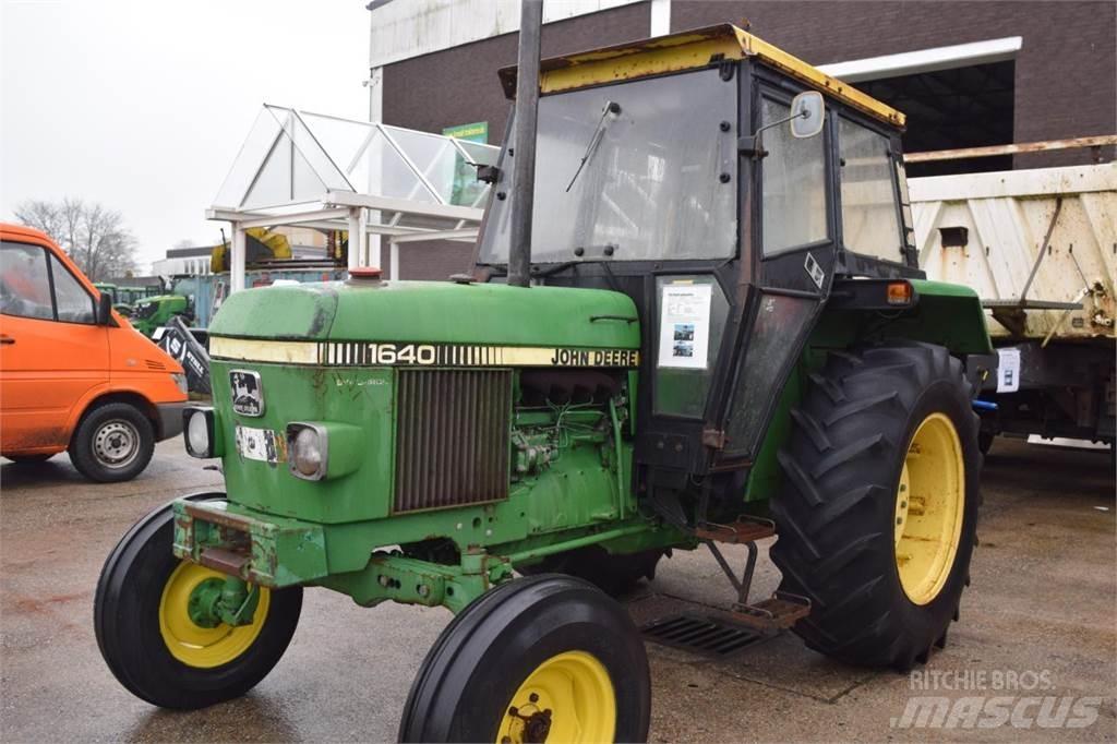 John Deere 1640 Traktori