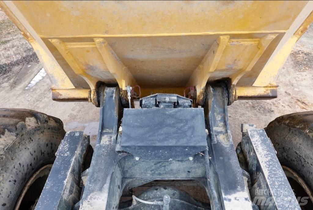 Komatsu HM300-5 Zglobni damperi