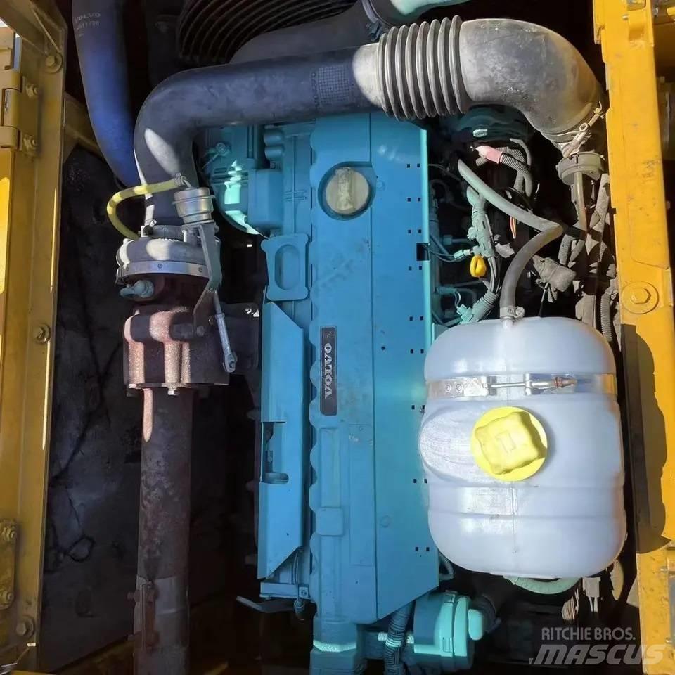 Volvo EC210B Bageri guseničari