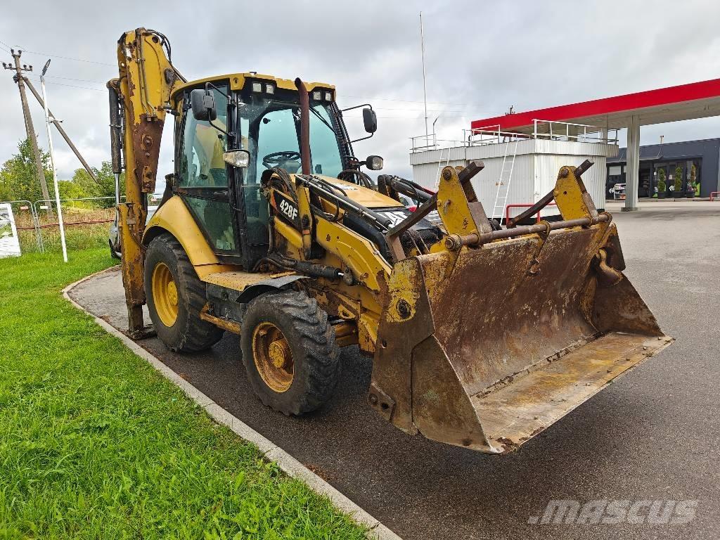 CAT 428 F Rovokopači