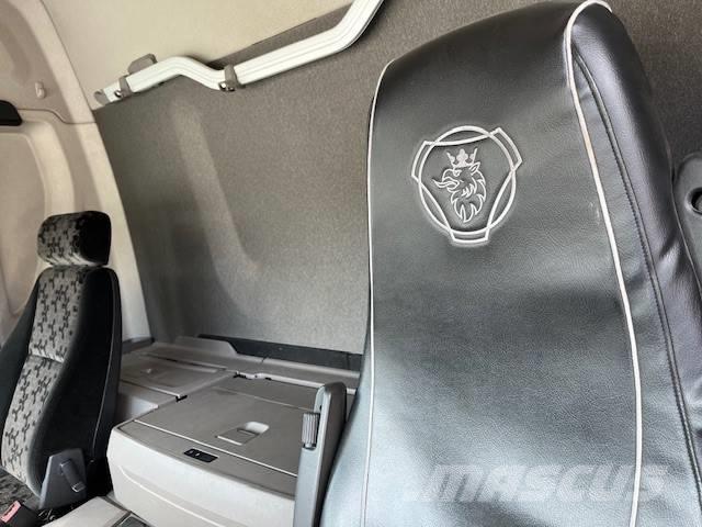 Scania P 280 Kamioni sa ciradom