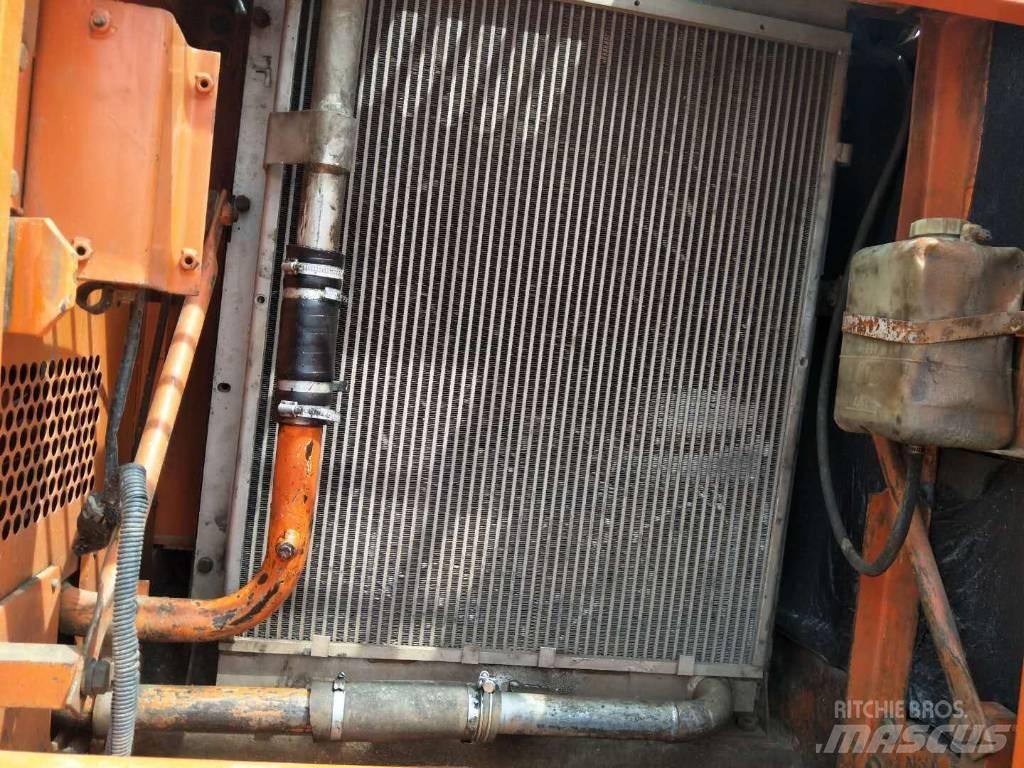 Doosan DX 225 LC Bageri guseničari