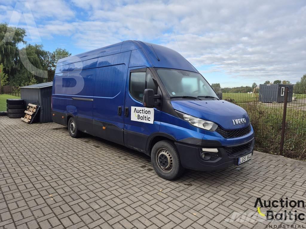 Iveco 35S17 Sanduk kombiji