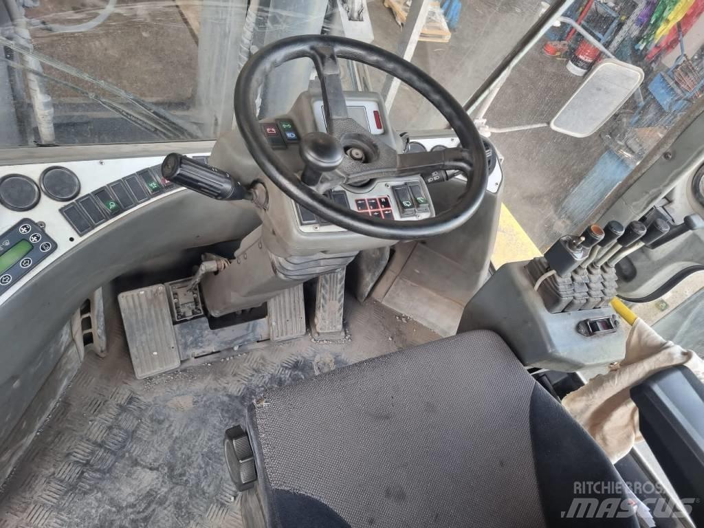 Kalmar DCF 250-12LB Dizelski viljuškari