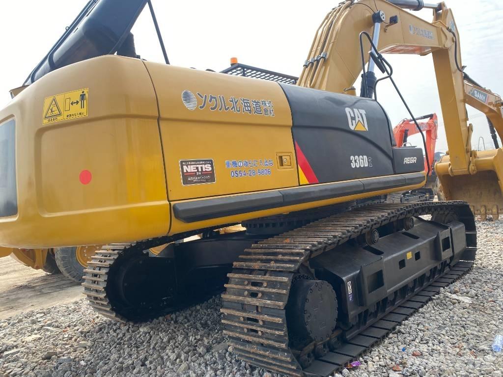 CAT 336D2 Bageri guseničari