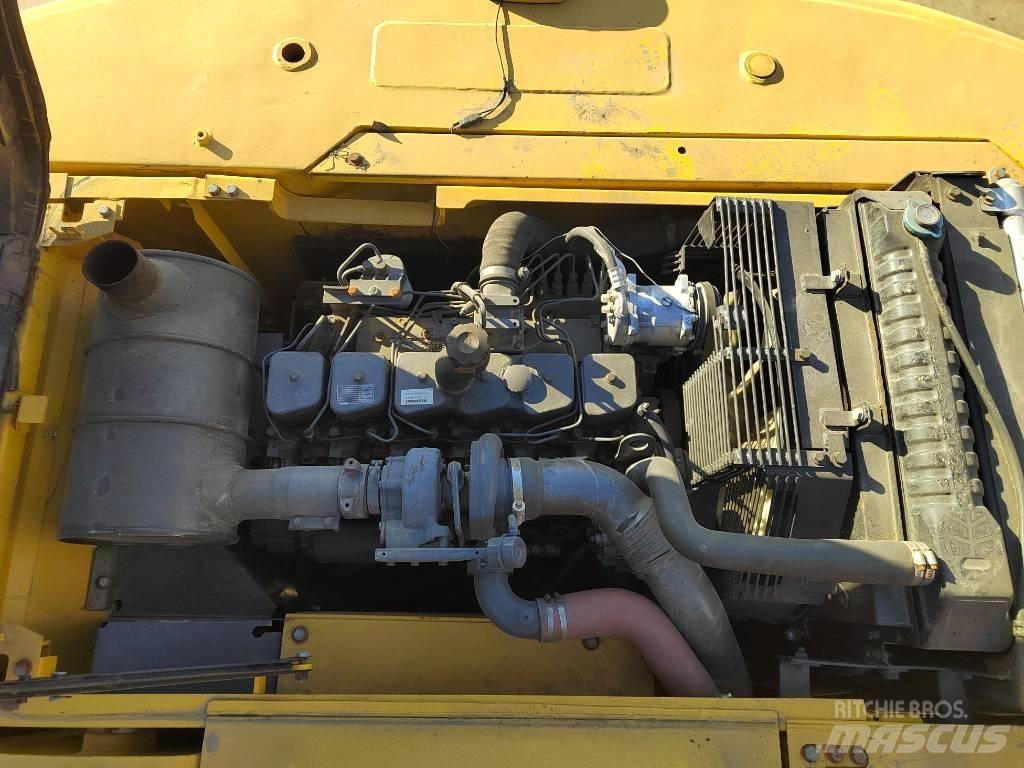 Komatsu PC220-7 Bageri guseničari