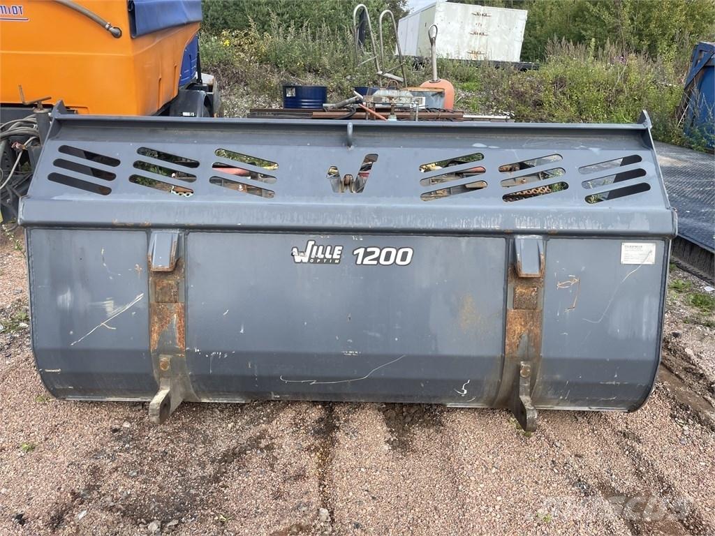  Vilakone Lumikauha Dodaci za kompaktni traktor