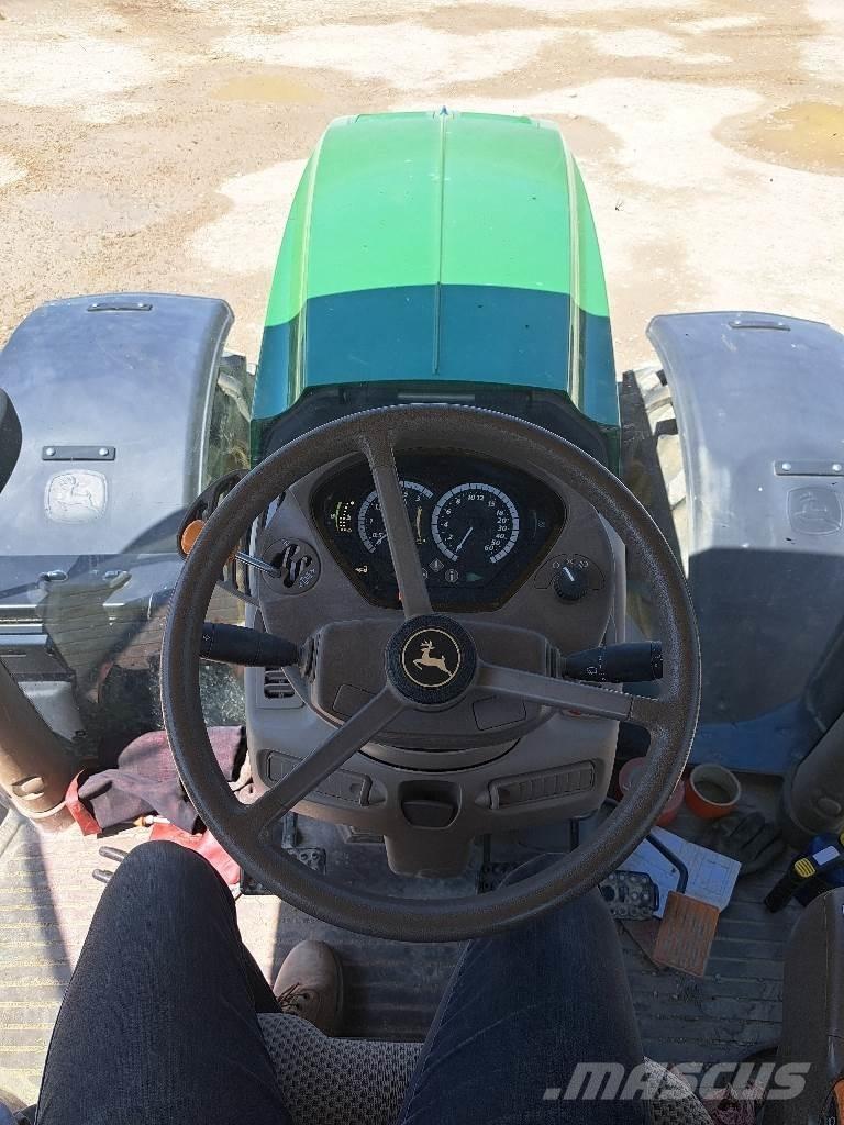 John Deere 6155R Traktori