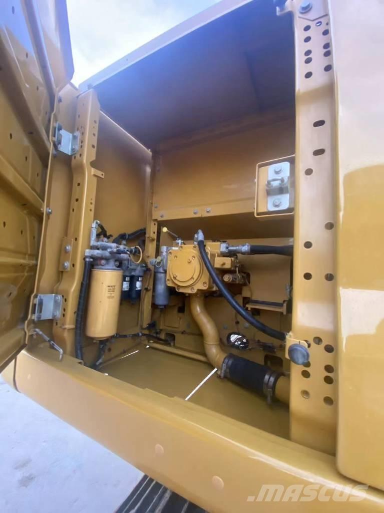 CAT 320 GC Bageri guseničari