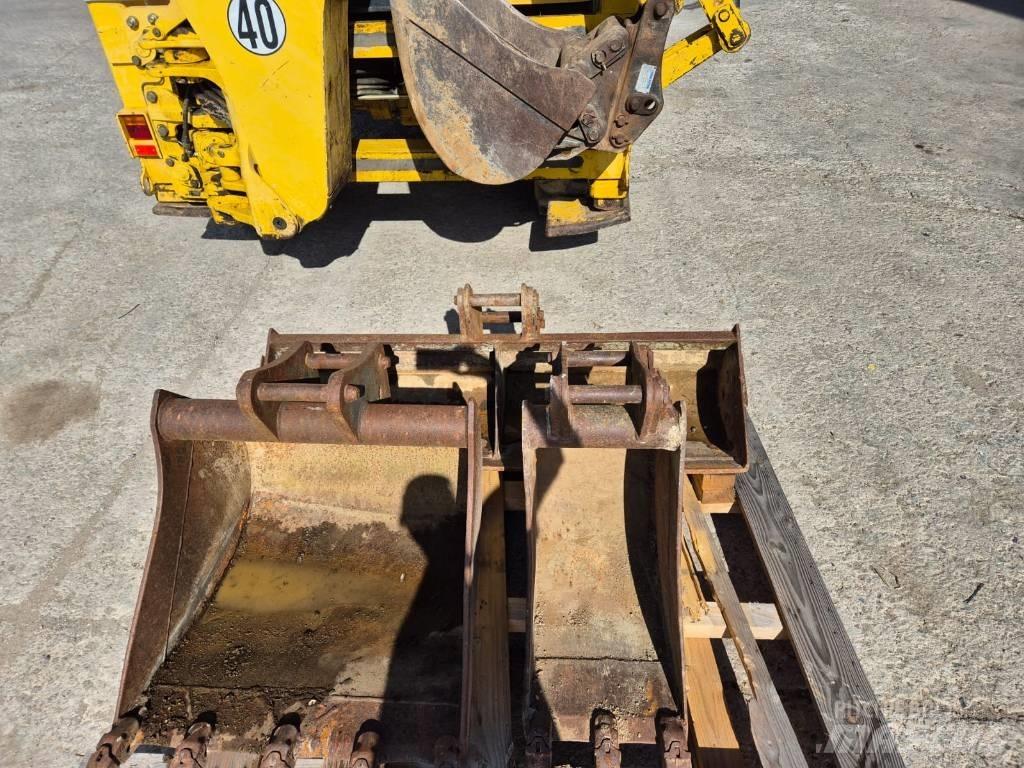 Komatsu WB 97 R-2 Rovokopači