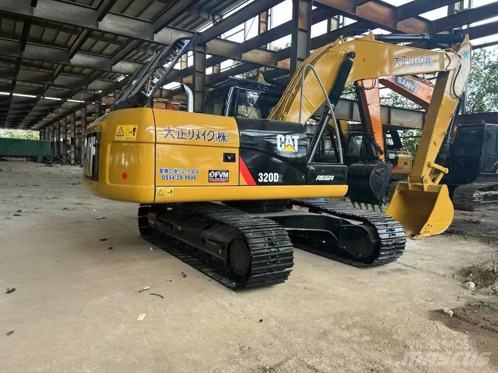 CAT 320 D2 Bageri guseničari