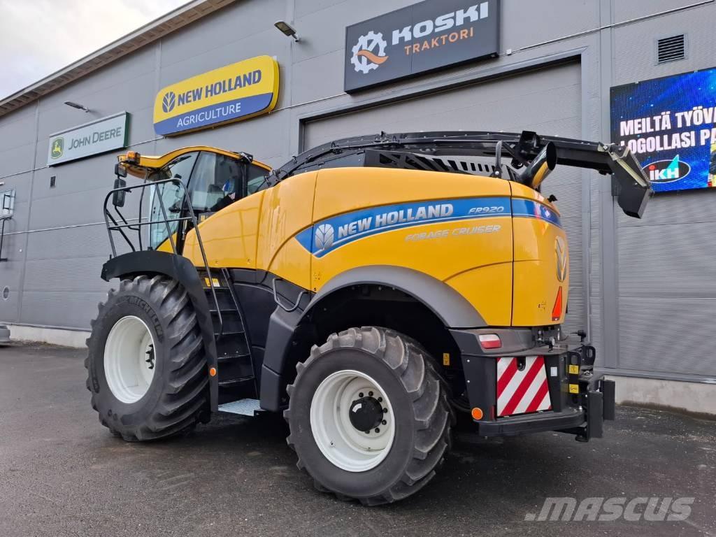New Holland FR 920 Mašine za stočnu hranu sa sopstvenim pogonom
