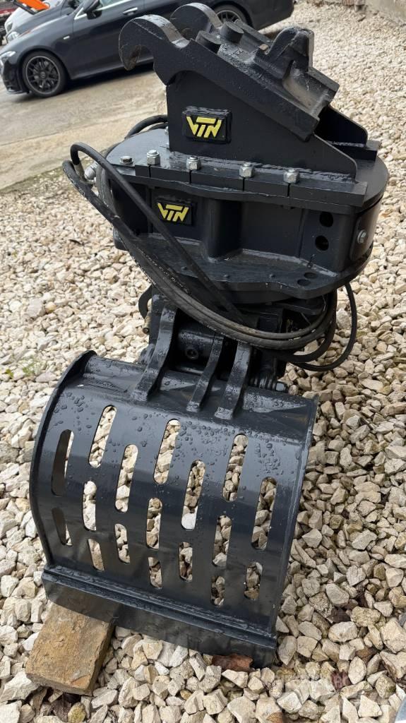 Develon DX 57 W-7 Bageri točkaši