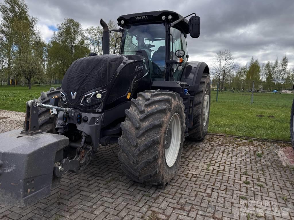 Valtra S 394 Traktori