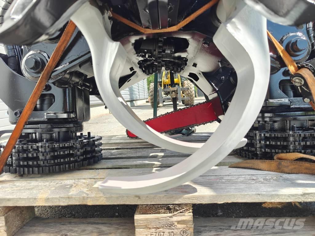 Komatsu C 93 Glave za kombajne