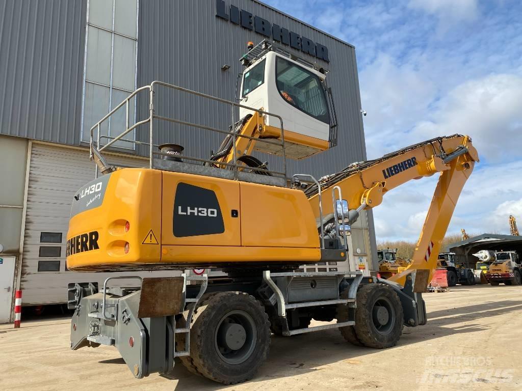 Liebherr LH 30 M Bageri za prenos primarnih/sekundarnih sirovina