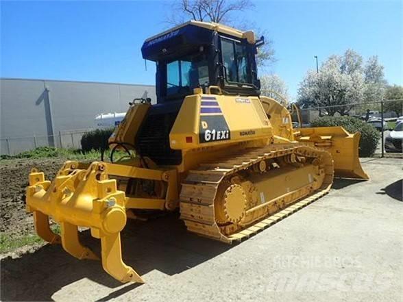 Komatsu D61EXi-24 Buldožeri guseničari