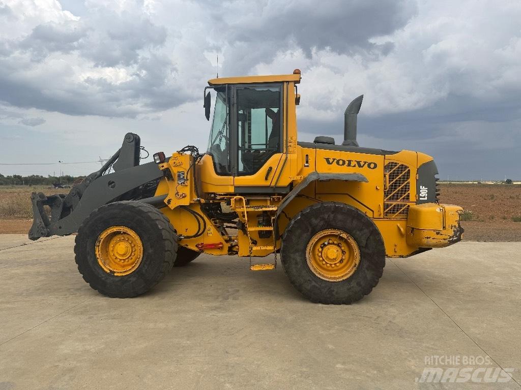 Volvo L90F Utovarivači na točkove