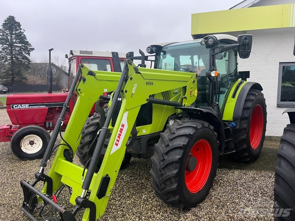 CLAAS Arion 440 CIS Traktori
