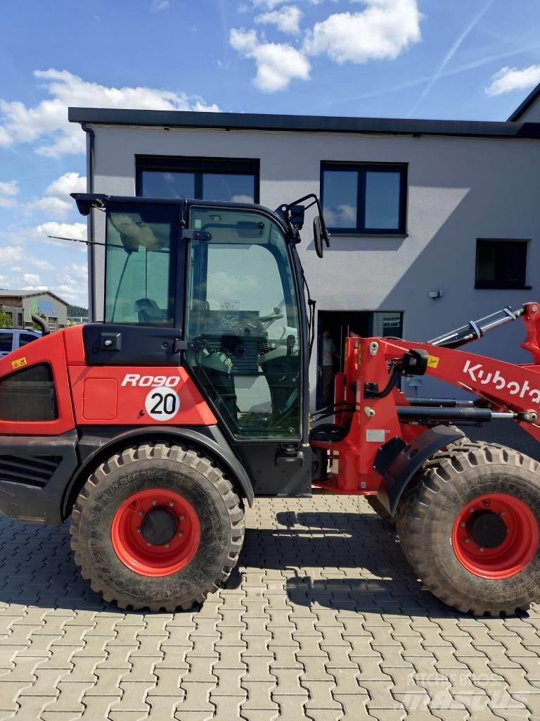 Kubota R 090 Utovarivači na točkove