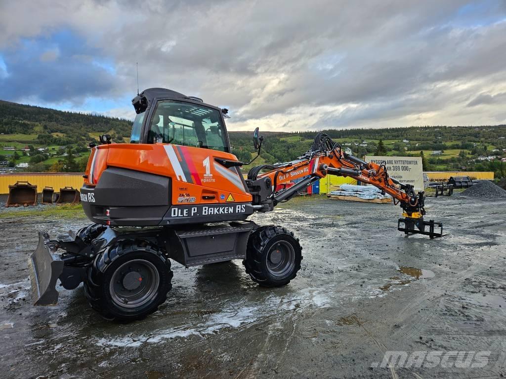 Hitachi ZX 95 W-7 Bageri točkaši